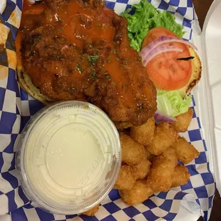 Chicken Sandwich w Tots