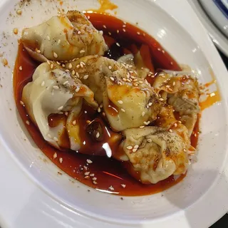 Wonton in Red Chili Sauce