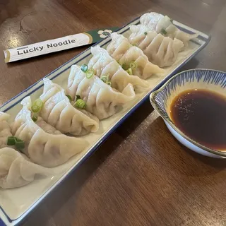 Steamed Dumpling Pork with Cabbage (8 pieces)
