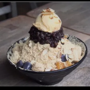 Injeolmi bingsu$12.50
