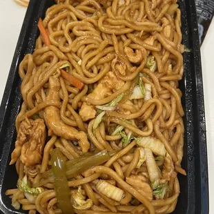 Chicken Lo Mein