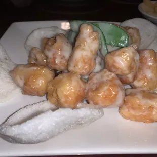 CREAMY DELICIOUS HONEY WALNUT CHICKEN