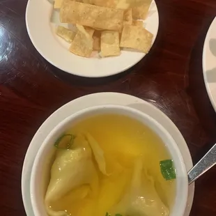 Wonton soup with crispy noodles