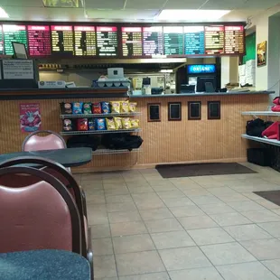 the inside of a fast food restaurant