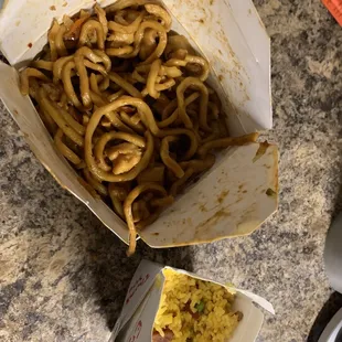 Chicken Lo Mein
