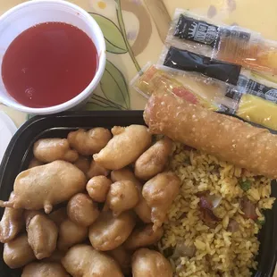 Sweet &amp; Sour Chicken combination with an egg roll.