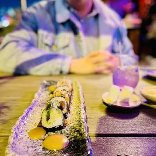 hira hira roll