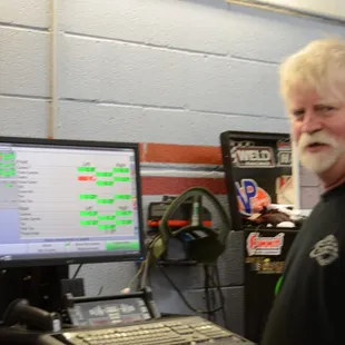 Dan Decker FRONT END SPEICALIST