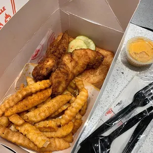 Jum Big Tenders Shake Fries