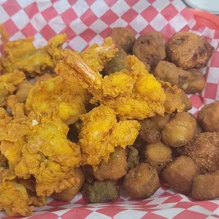 Shrimp n oyster basket