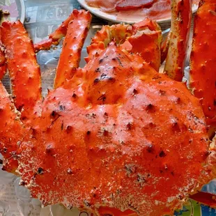 a large crab on a plate