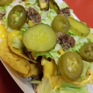 Cheeseburger nachos