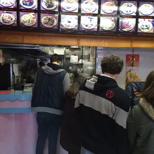 people ordering food
