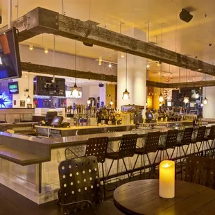 sushi and sashimi, interior