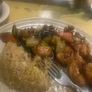 Walnut Shrimp Dinner Combo