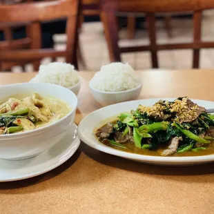 a bowl of soup and a bowl of rice