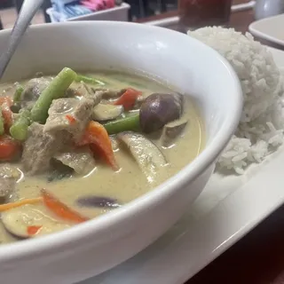 C2. Green Curry