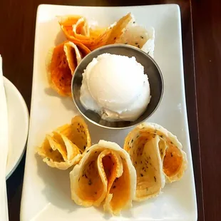 dessert, food