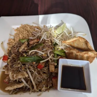 Chicken pad Thai lunch special with potstickers