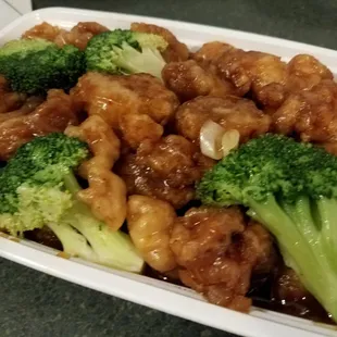 General Tso&apos;s chicken - very good!