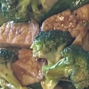 Broccoli with lightly fried tofu done just right and tasted great