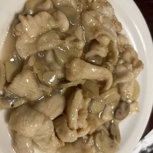 63. Moo Goo Gai Pan