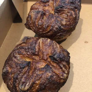 2 burnt pastries they were unwilling to refund or replace