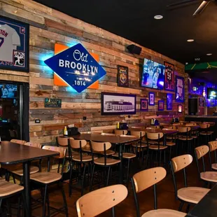 sushi and sashimi, interior