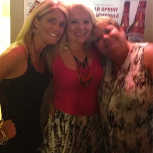 Fun times...loving the girl in the middle!