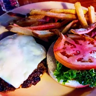 Cheeseburger w/ fries.