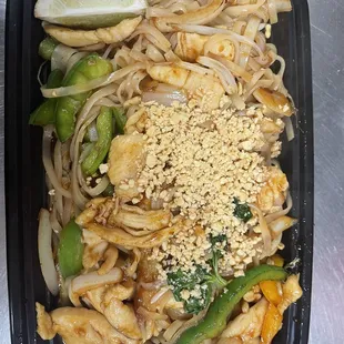 Chicken pad thai