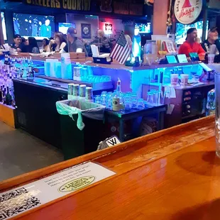 Bar side. Plenty of space.