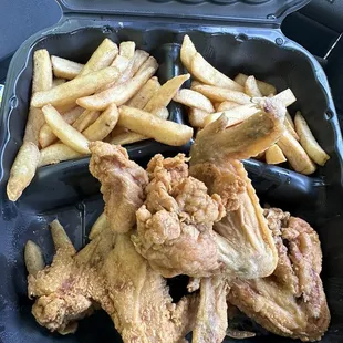 3 wings and fries