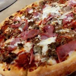 Napolitana Meat Lovers Pizza