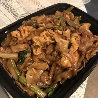 41. Pad Kee Mao