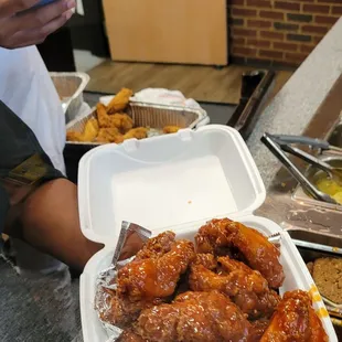 Wings dipped in that Liquid Gold! Super Fie!