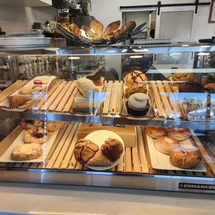 Pastry cabinet