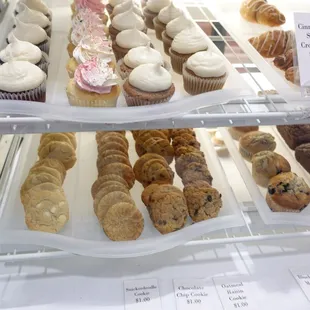 cupcakes, food, dessert