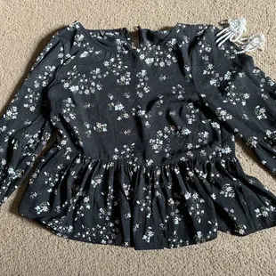 Shirt by Cupcakes and Cashmere with adorable earrings.