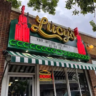 Obsessed with this signage