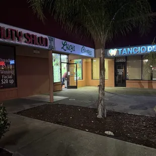 Exterior, corner store