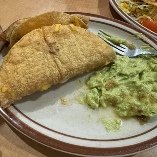 Hard shell taco  and a taquito