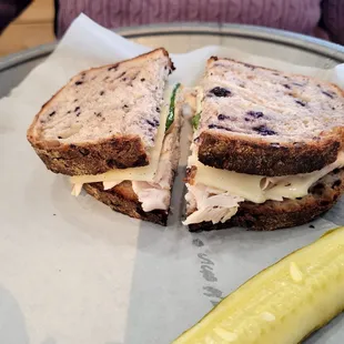 Blue bird (turkey and swiss on blueberry bread)