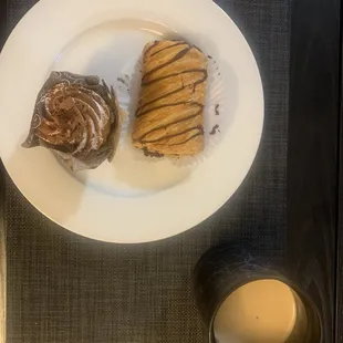 Pastry  Croissant Muffin