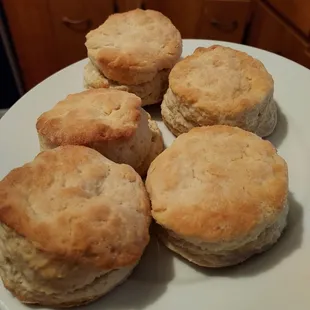a plate of biscuits
