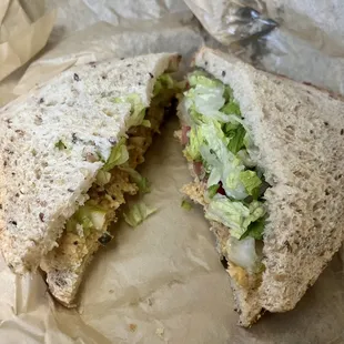 Tuna salad sandwich on rye