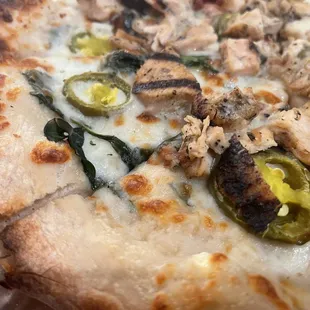 Chicken Alfredo pizza