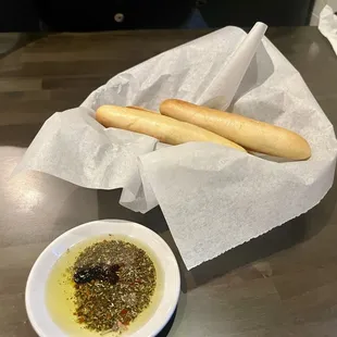 Breadsticks with olive oil