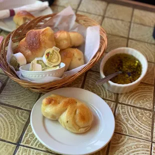 Bread knots