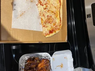 Luigi's Pizza